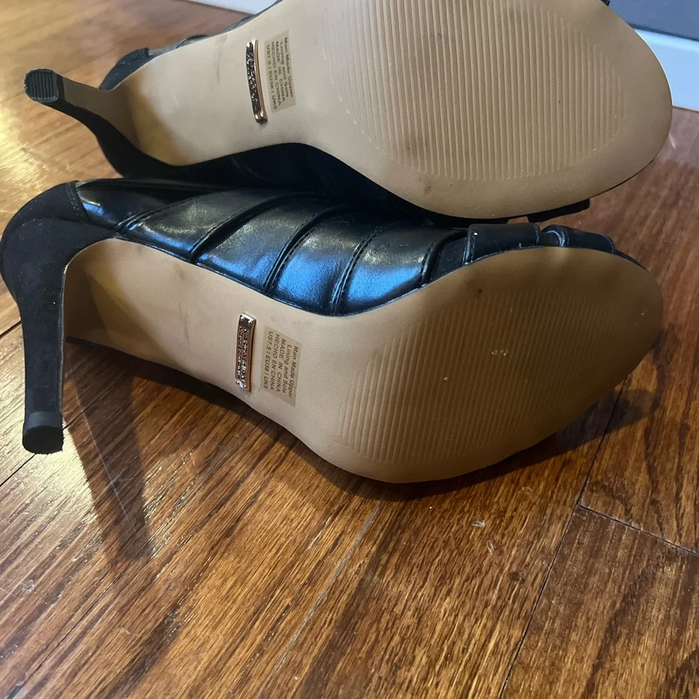 Kardashian Kollection Heels Size 7.5